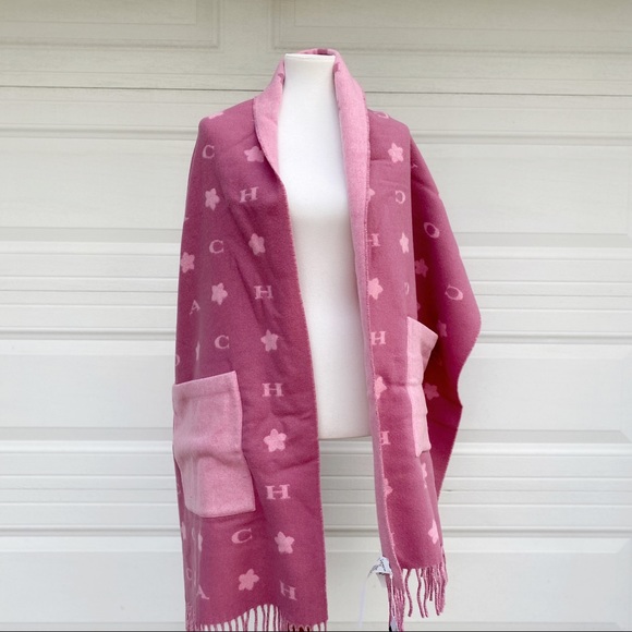 COACH Stars Oversized Pockets Scarf - Picture 2 of 5